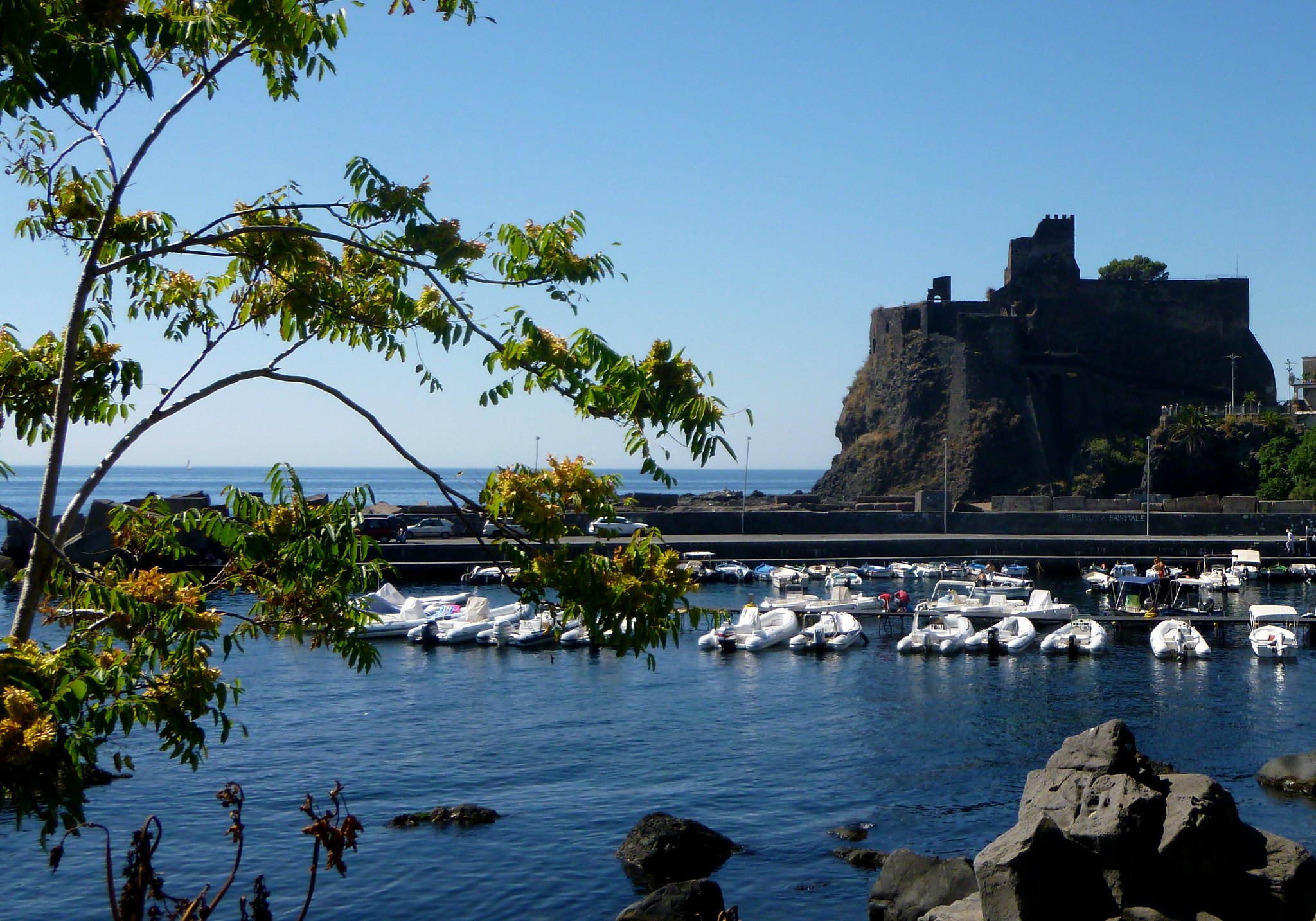aci castello storia