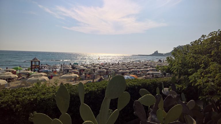 sperlonga spiagge cani