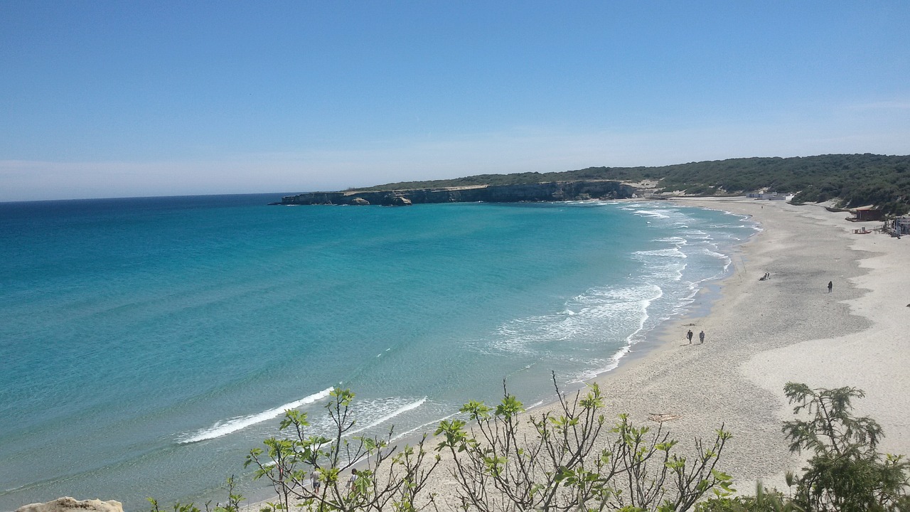 torre dell'orso spiaggia