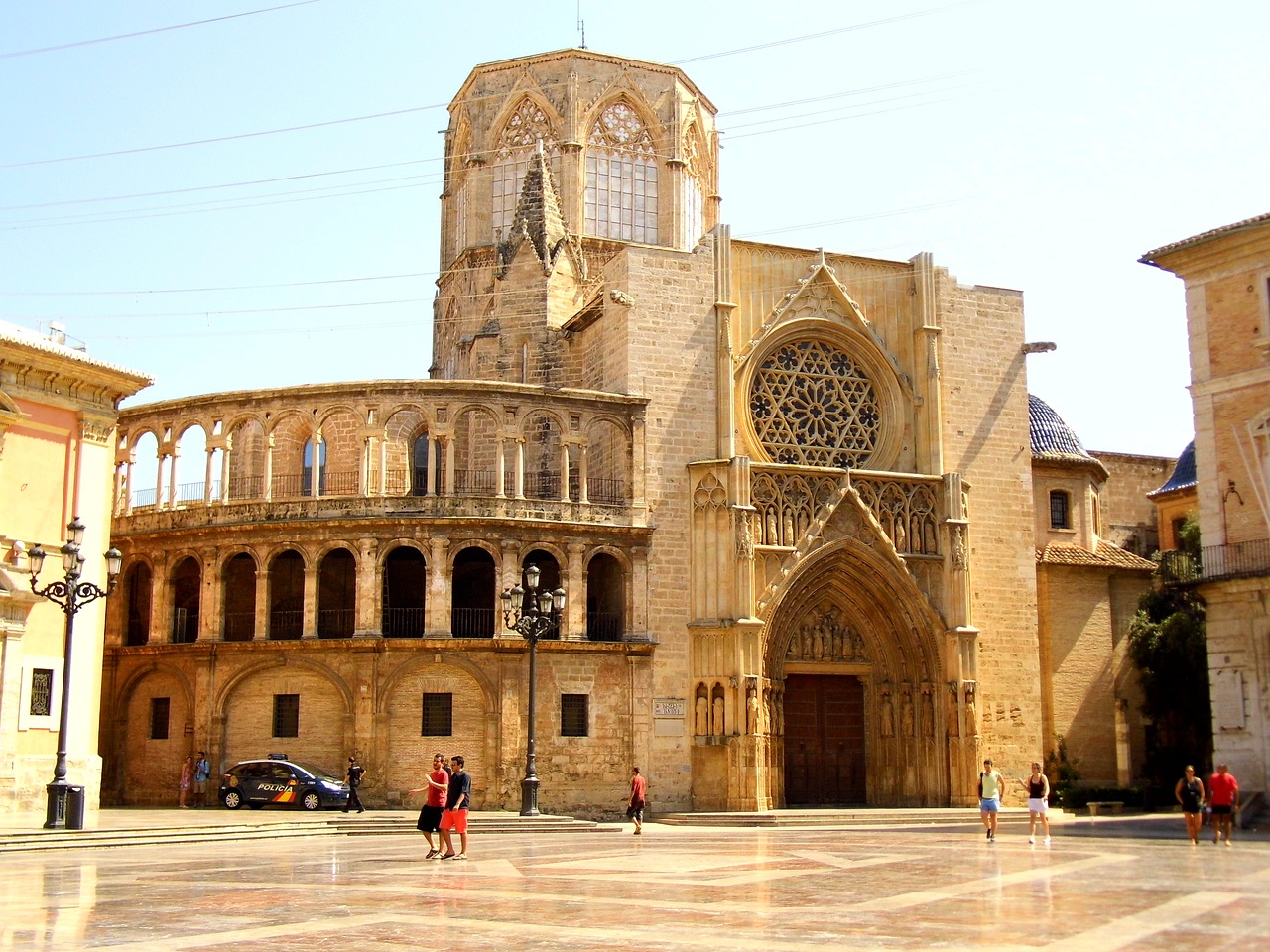 Plaza de la Virgen
