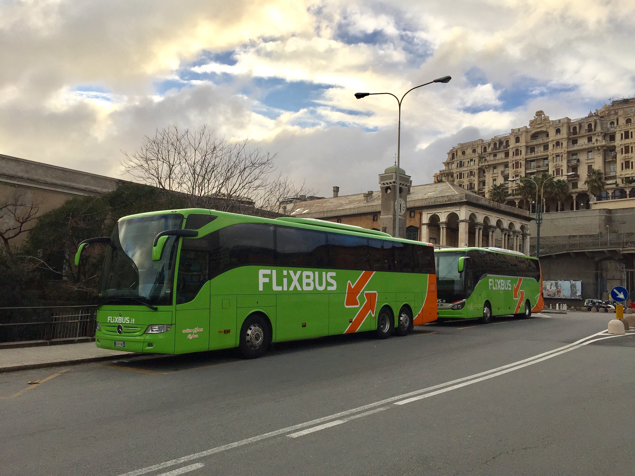 come arrivare a lucca con flixbus
