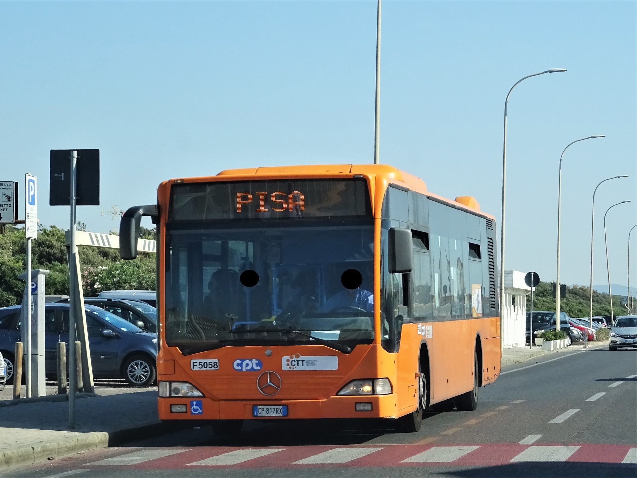 come arrivare a lucca da pisa in autobus