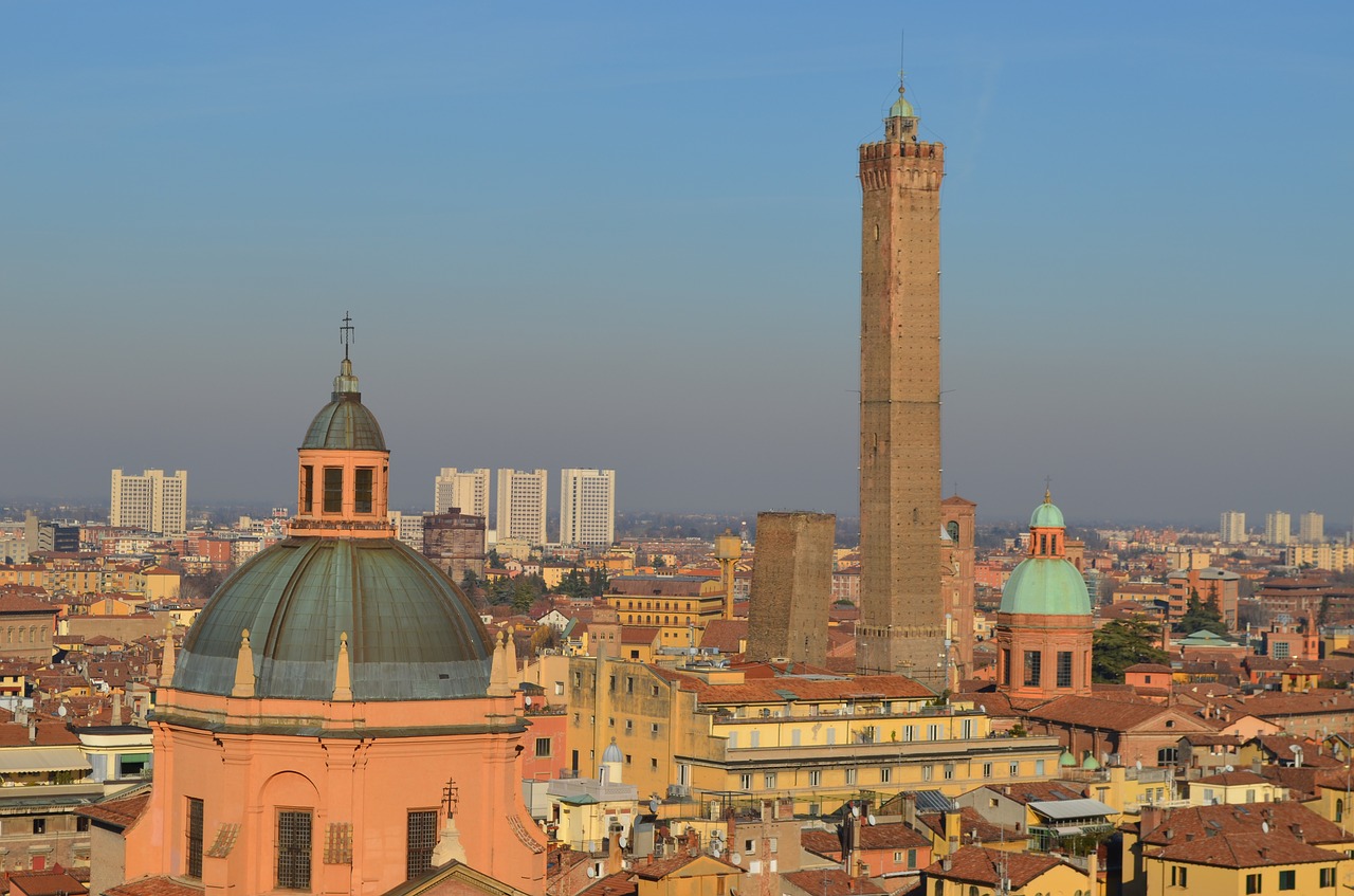 dove mangiare tortellini a bologna centro