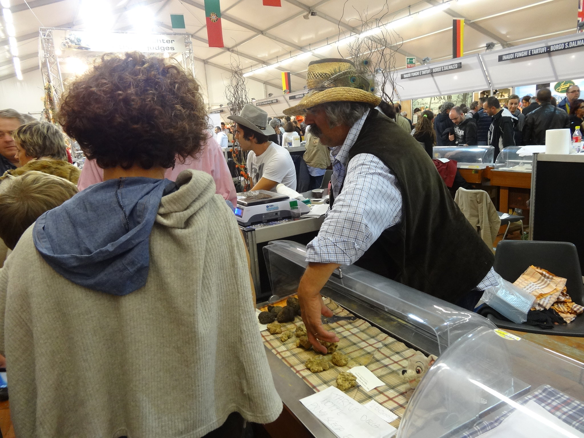 fiera del tartufo bianco
