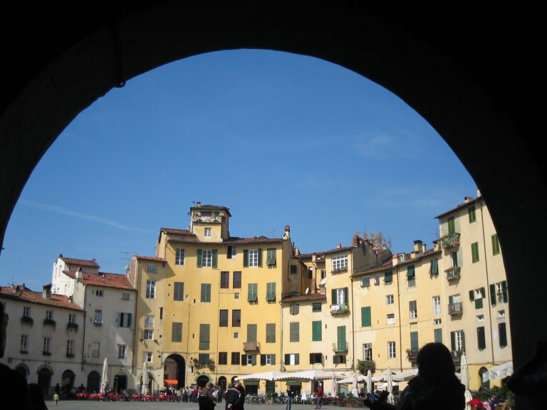 lucca comics 2019 parcheggi