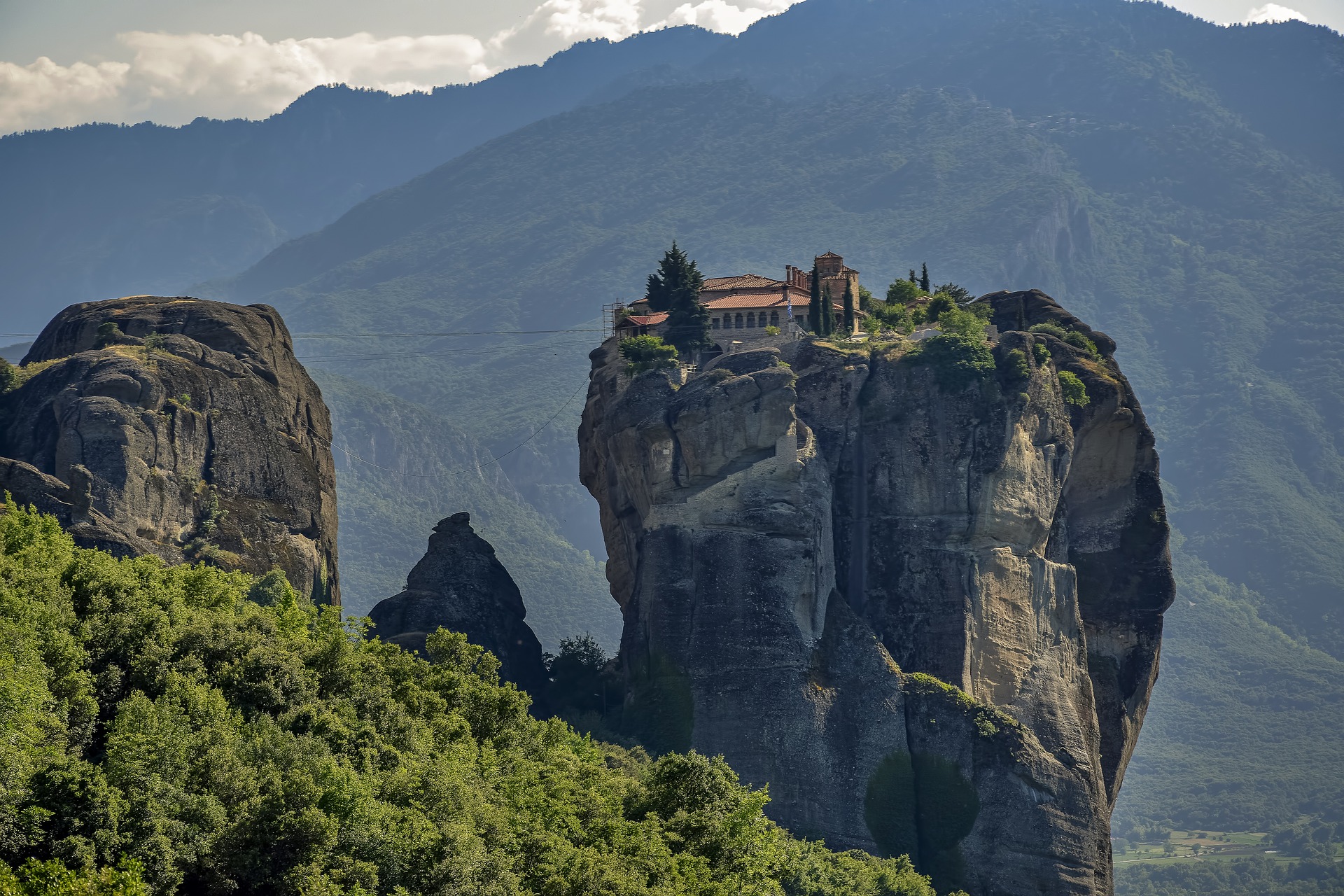 meteora 4494059 1920