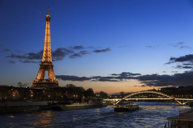 Cena di capodanno sulla Tour Eiffel