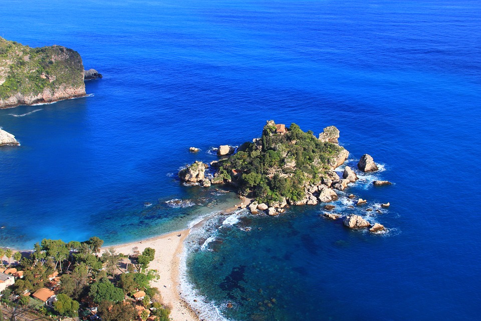 Ponte primo maggio mare