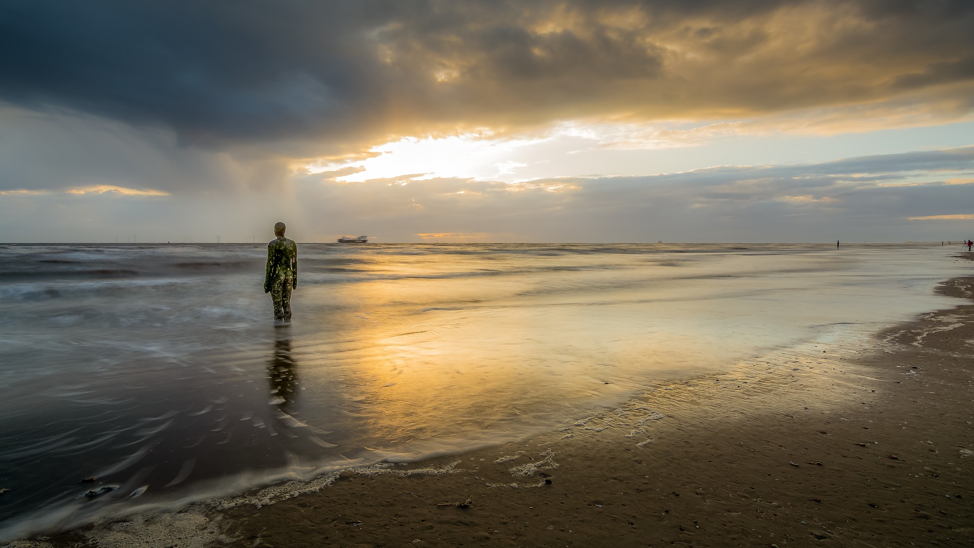 Installazione artistica sulla spiaggia