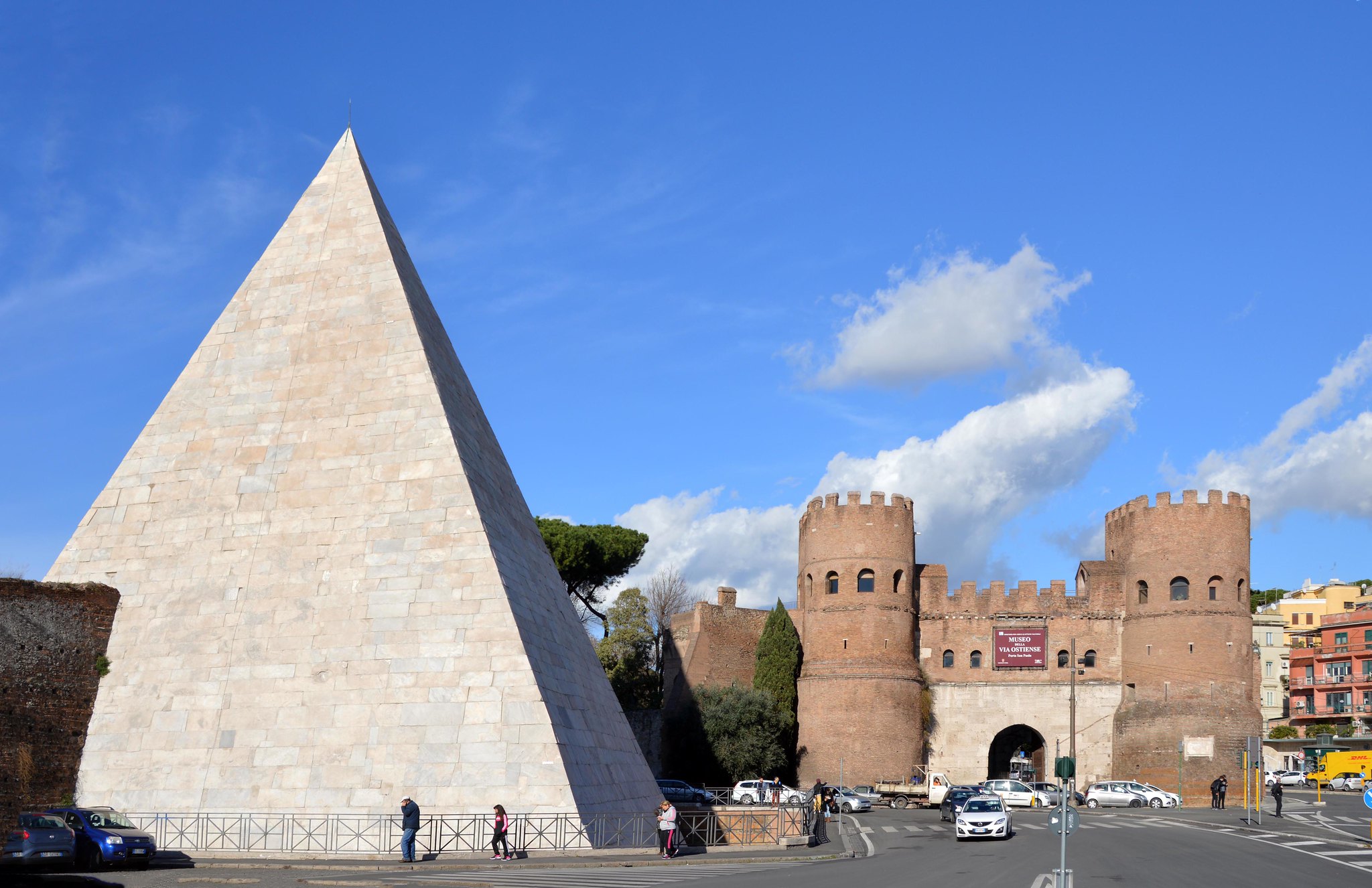 piramide di Caio Cestio