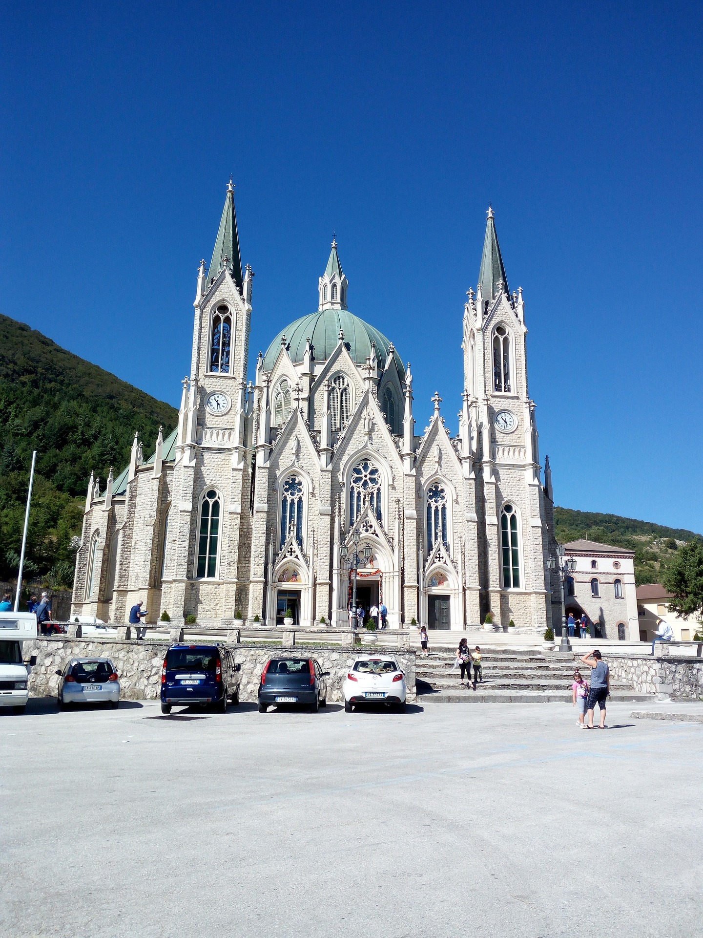 Santuario dell'Addolorata di Castelpetroso