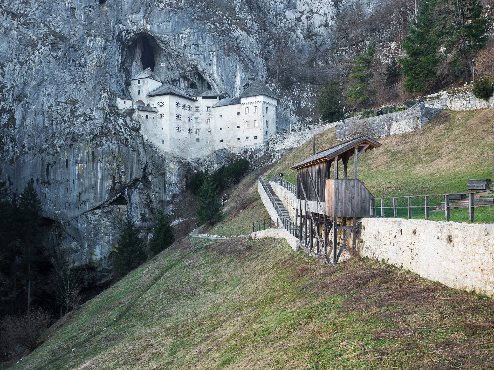 Castel Lueghi