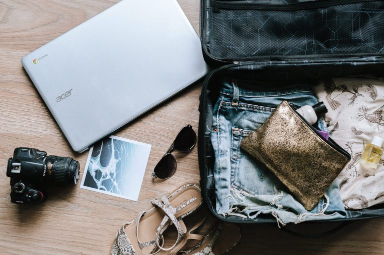 come fare la valigia per un lungo viaggio consigli
