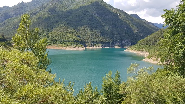 lago di valvestino trekking