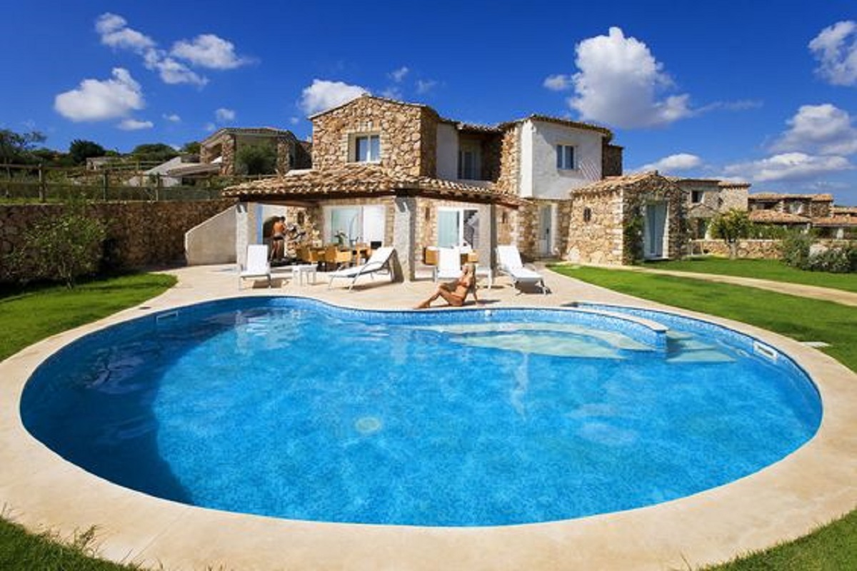 Affitto villa con piscina sardegna