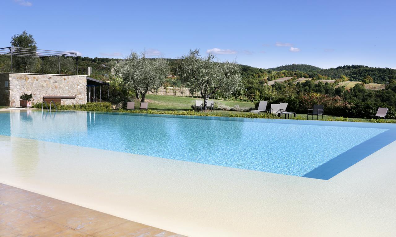 agriturismo con piscina umbria