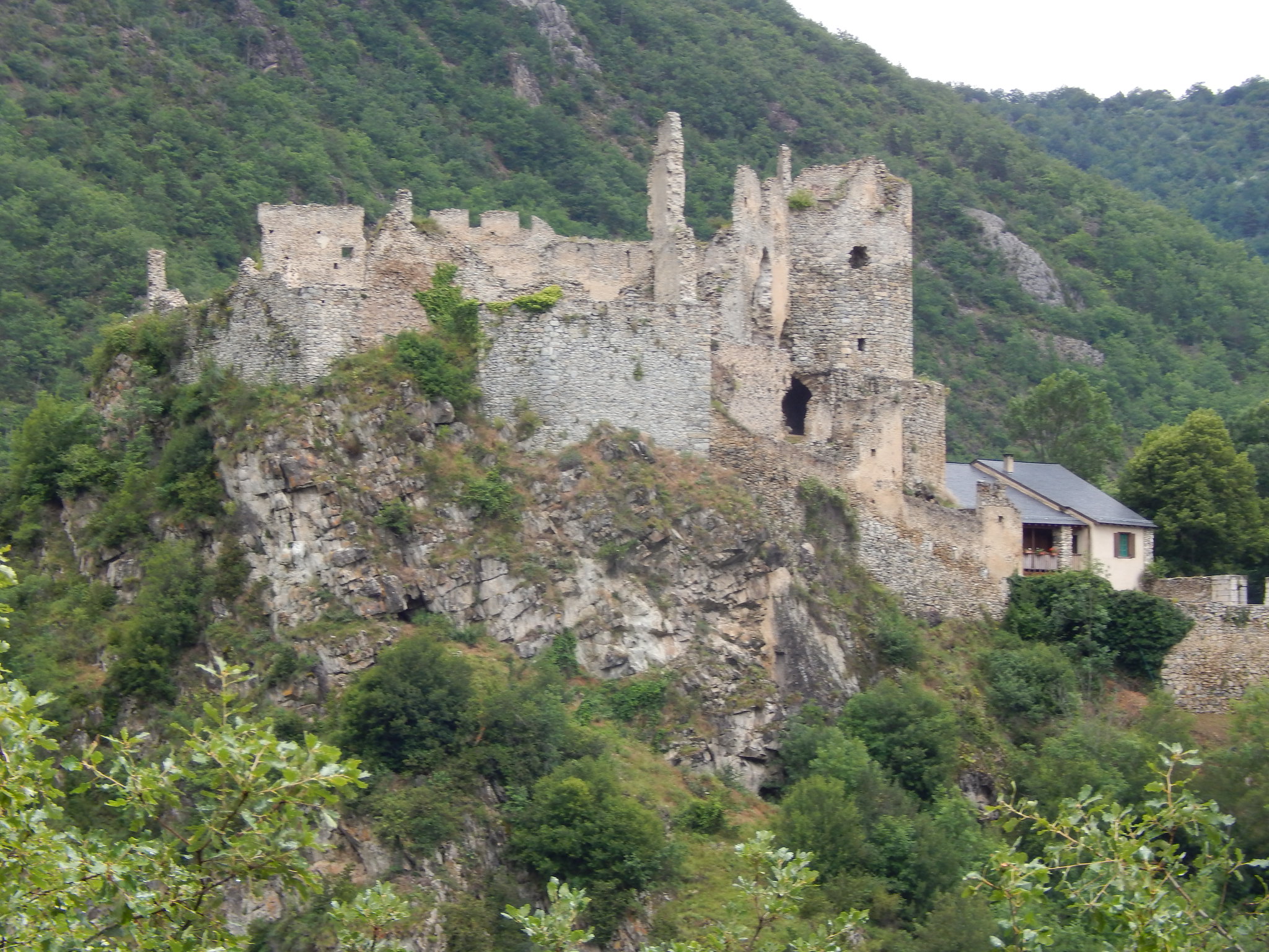 castello di usson francia