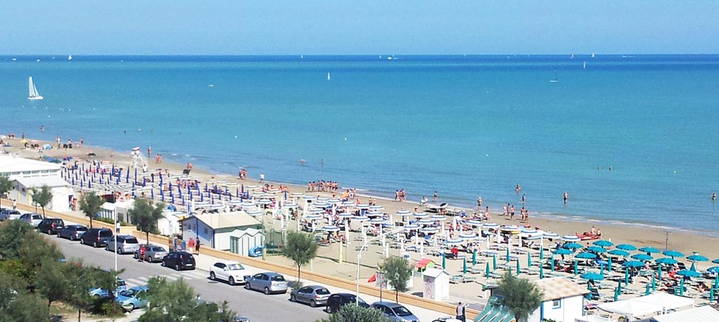 spiaggia marche