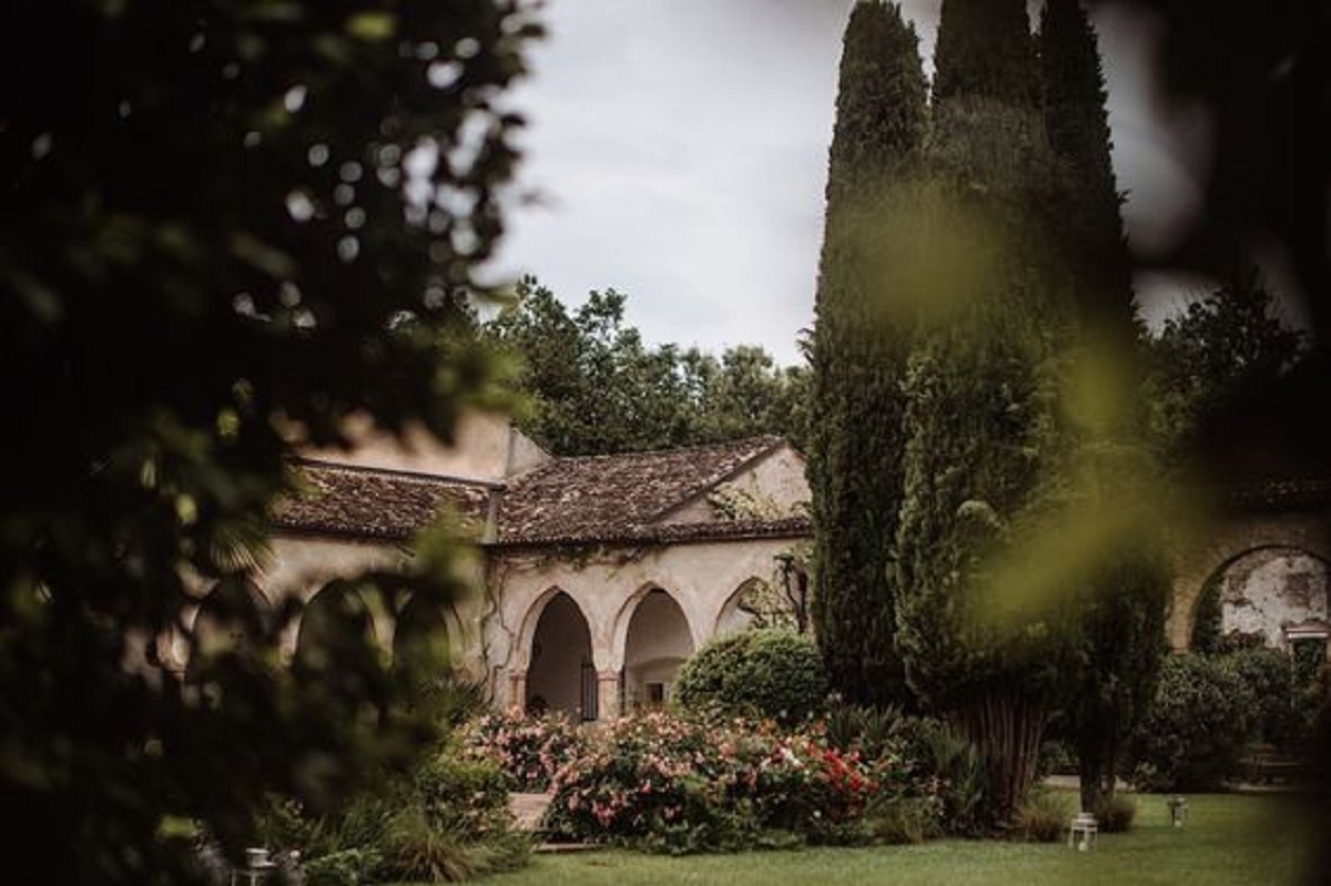 205f8