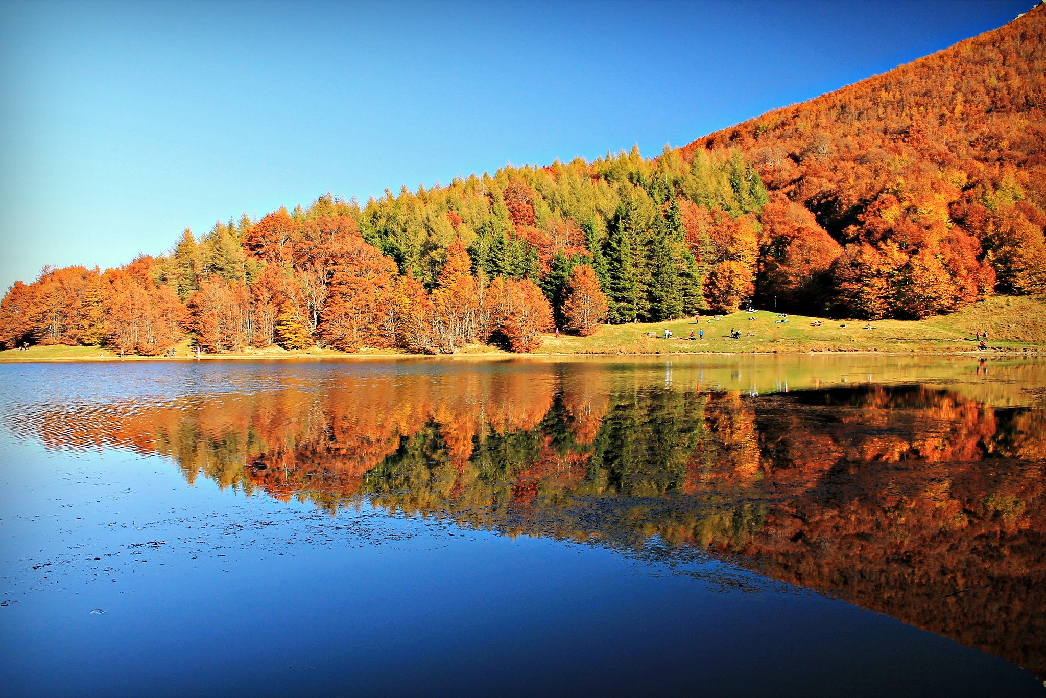 lago Calamone