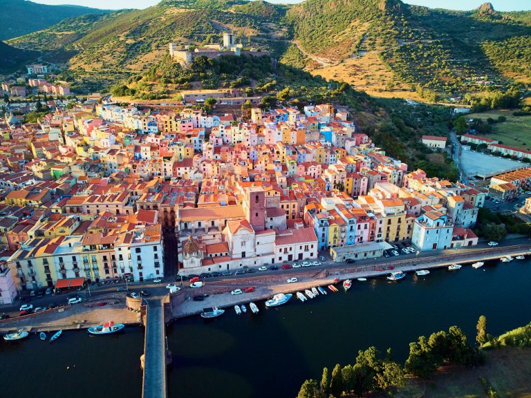 borgo di bosa sardegna