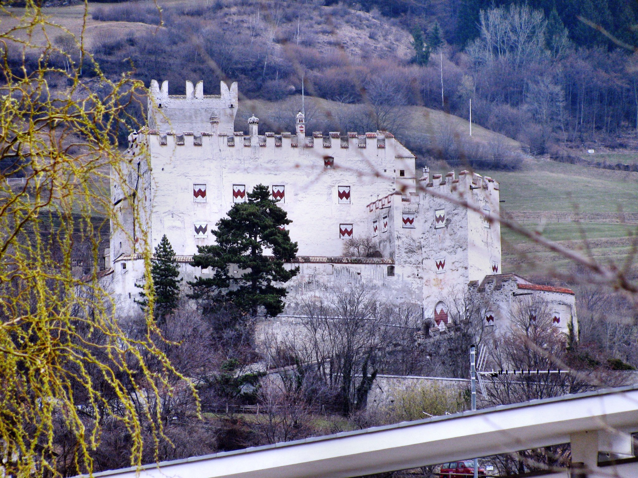 Castel Coira