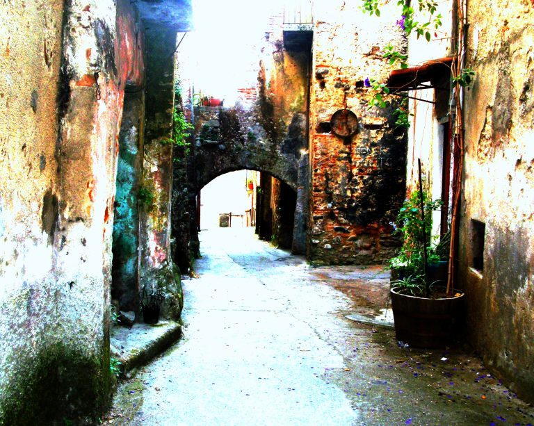 cinquefrondi calabria