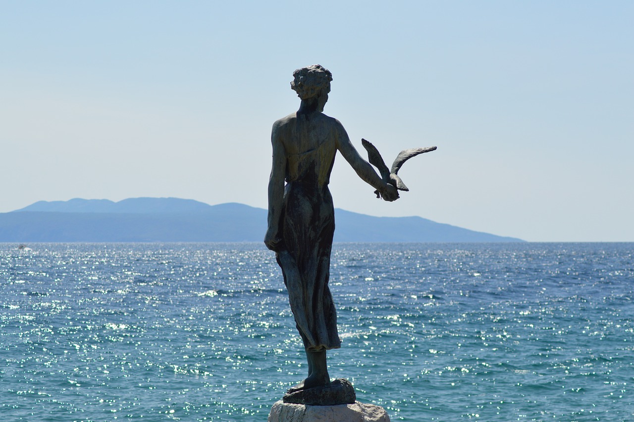 Maiden with the Seagull