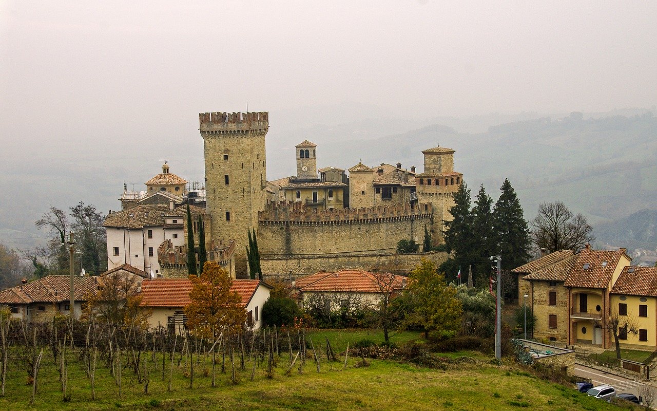 storia del castello di vigoleno