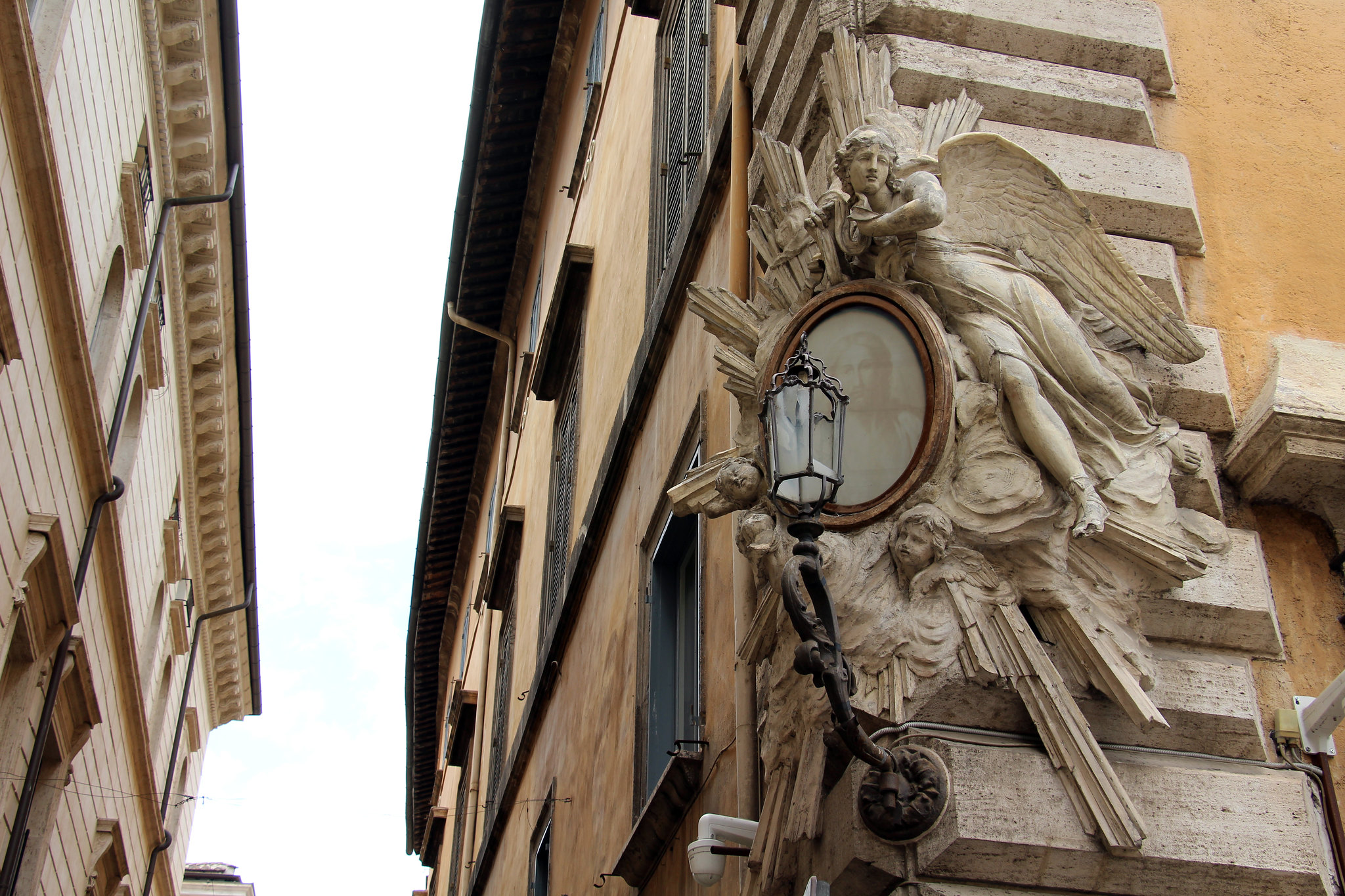 via dei coronari roma strada più bella