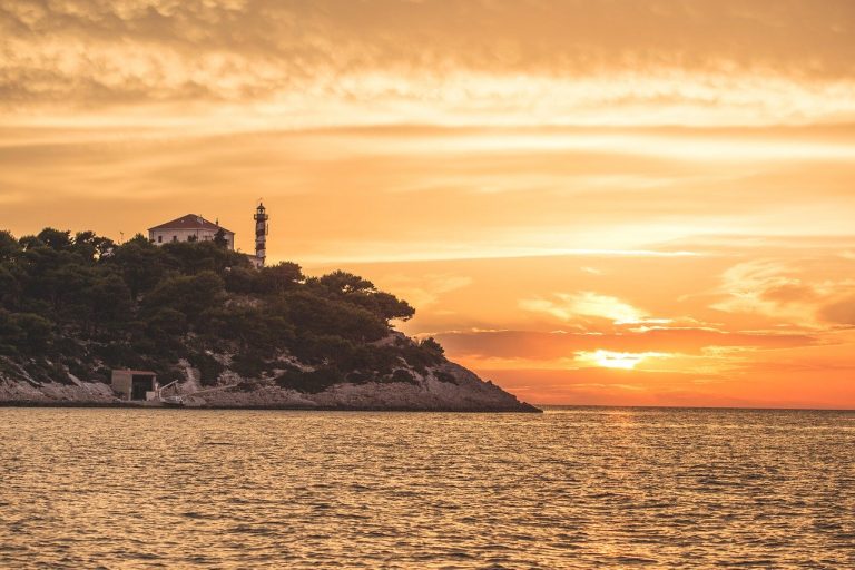 affittare un faro in croazia