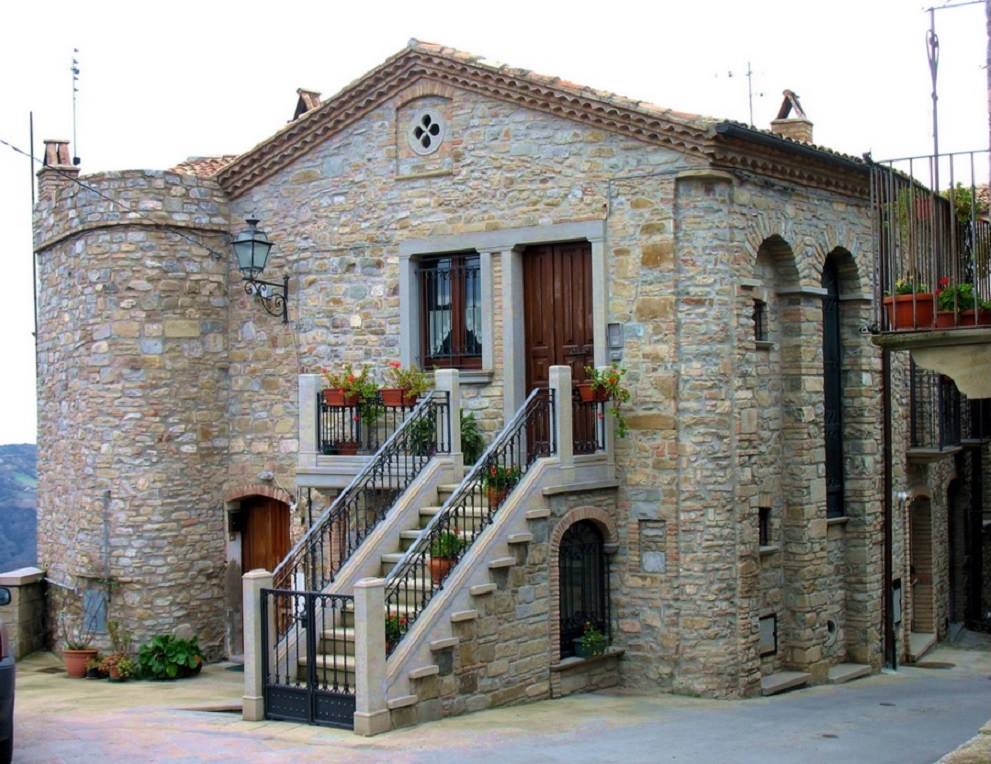 Borgo