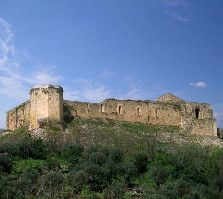 castelli normanni in italia meridionale