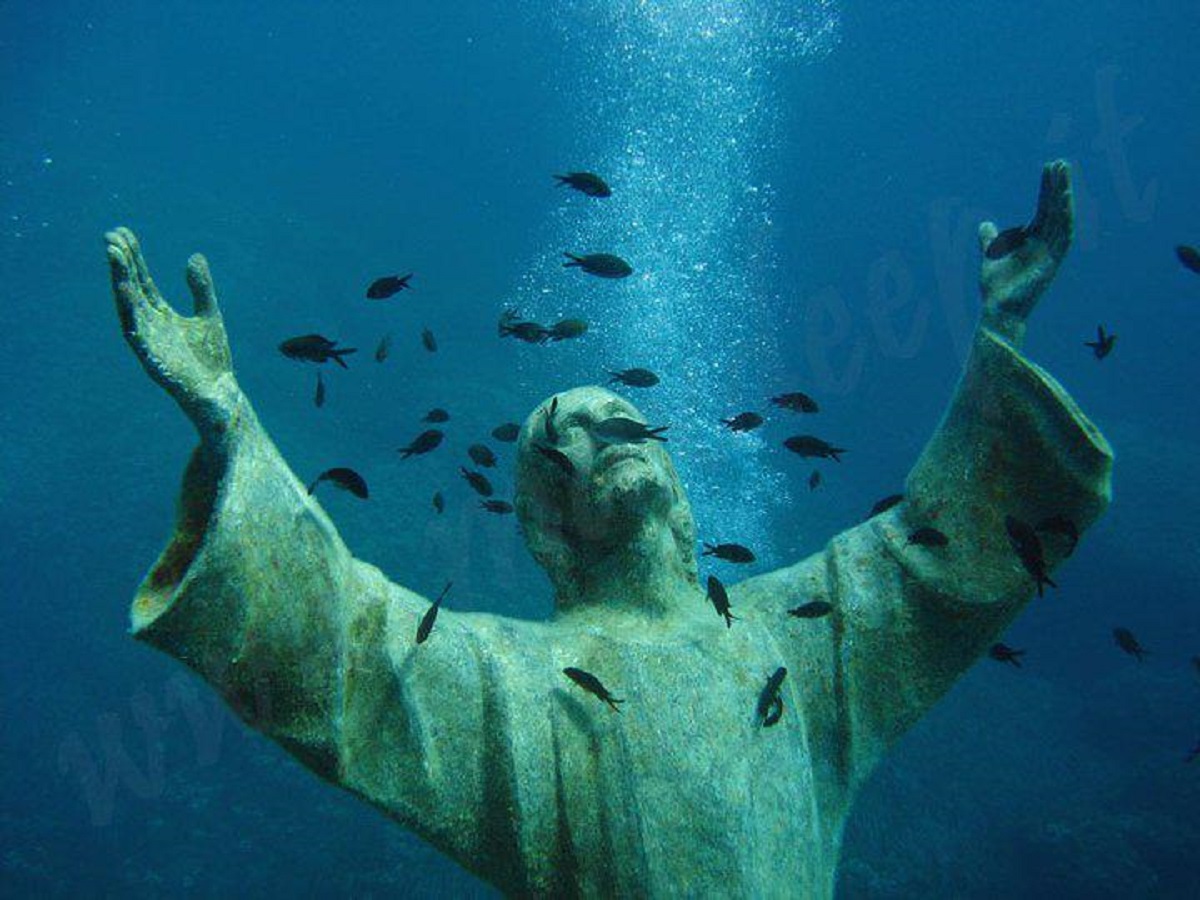 cristo degli abissi profondità