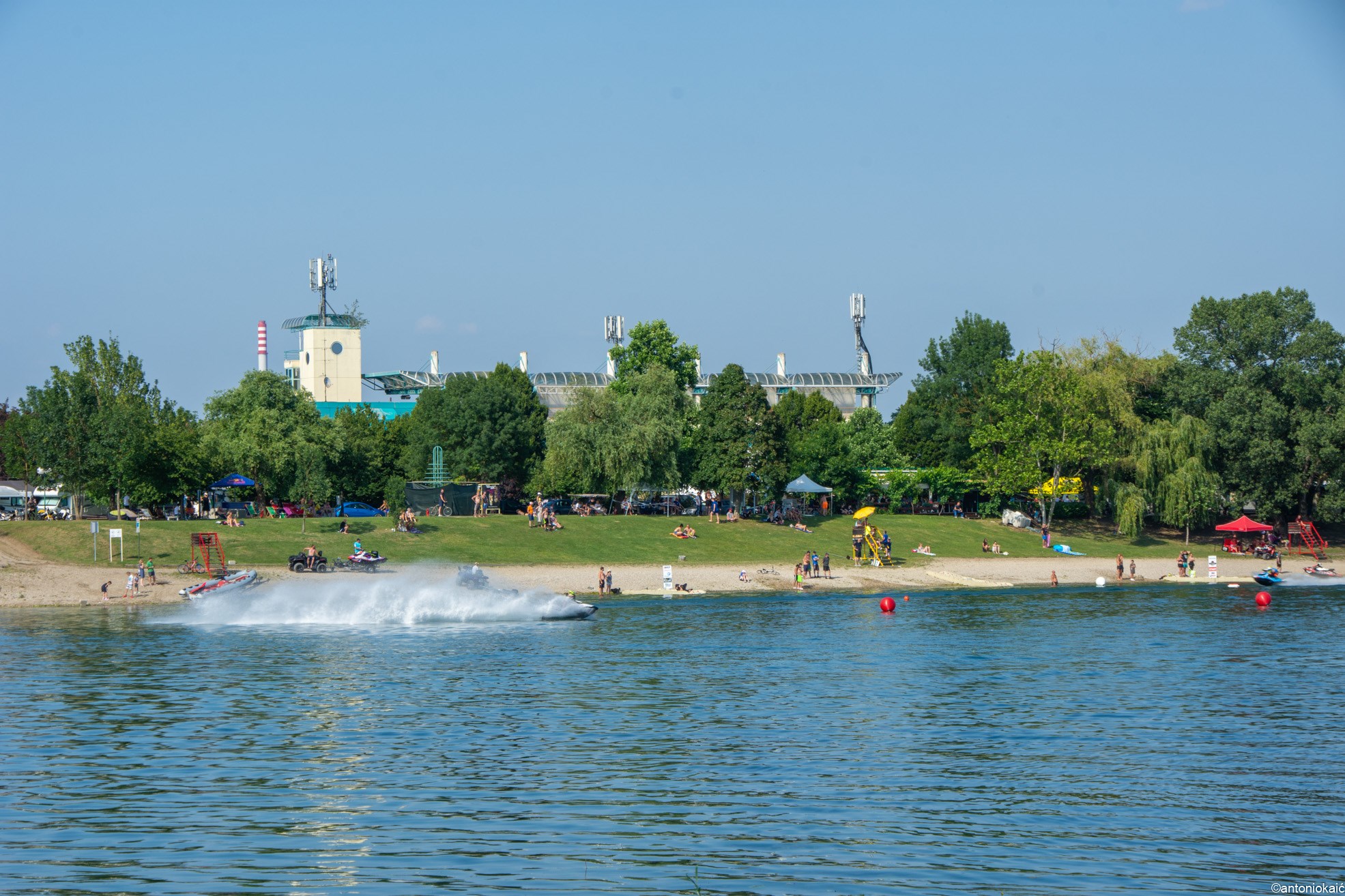 Lago