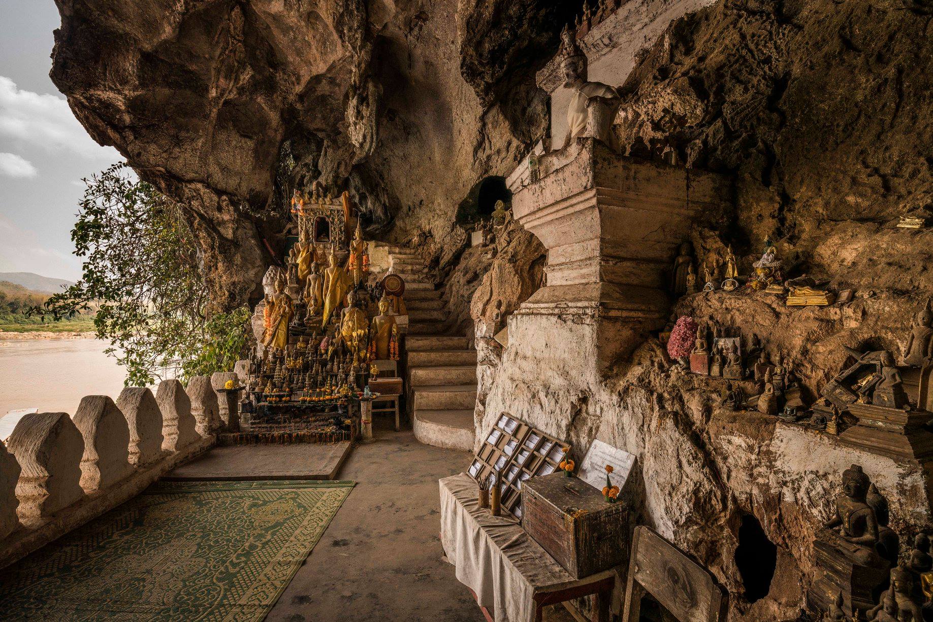 Pak Ou Caves