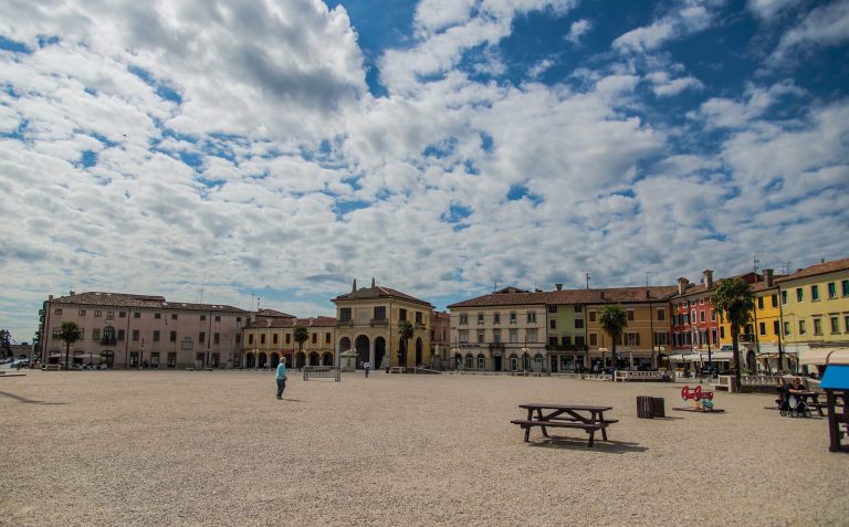 palmanova cosa vedere in un giorno e storia