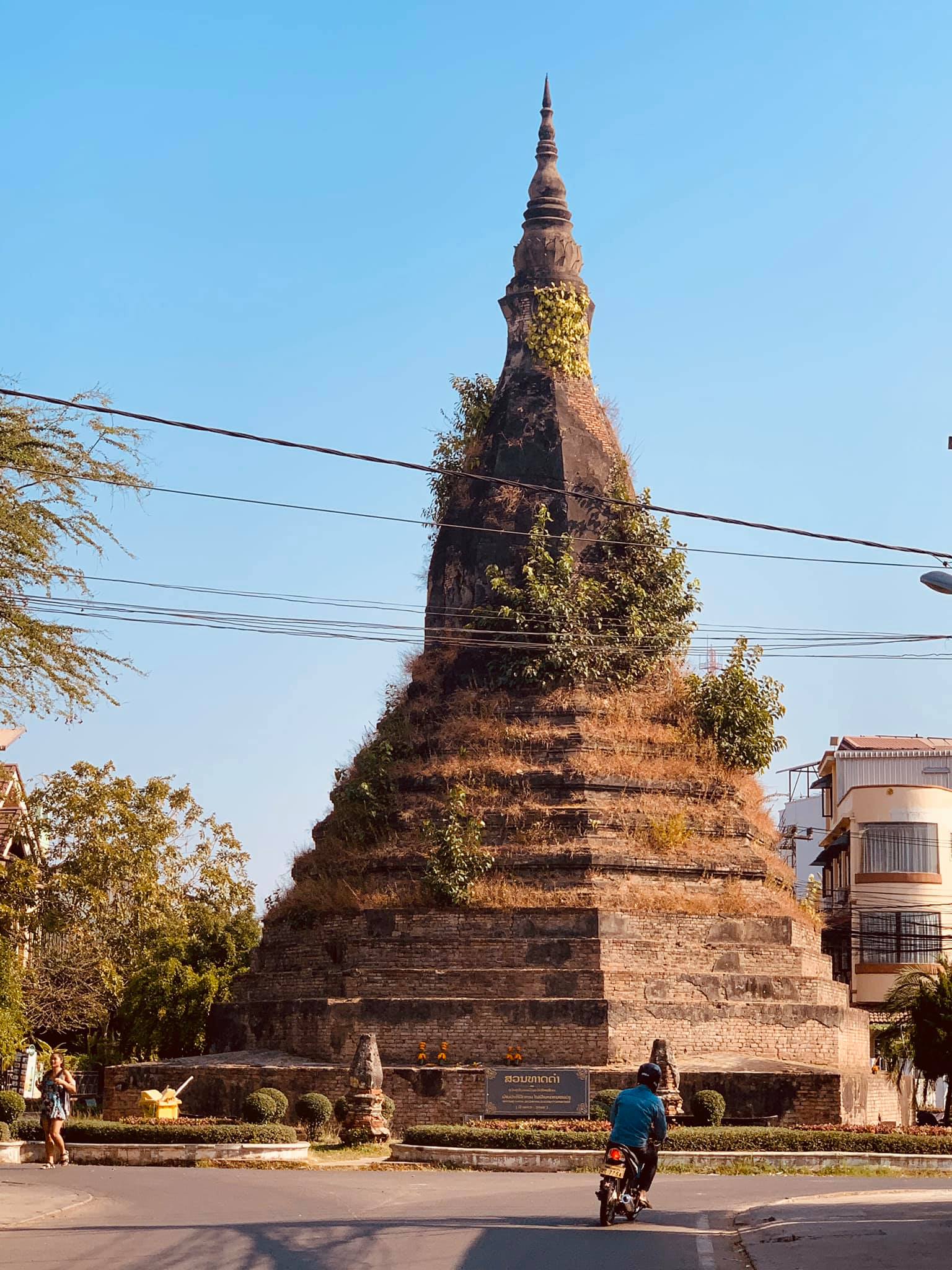 That Dam Stupa