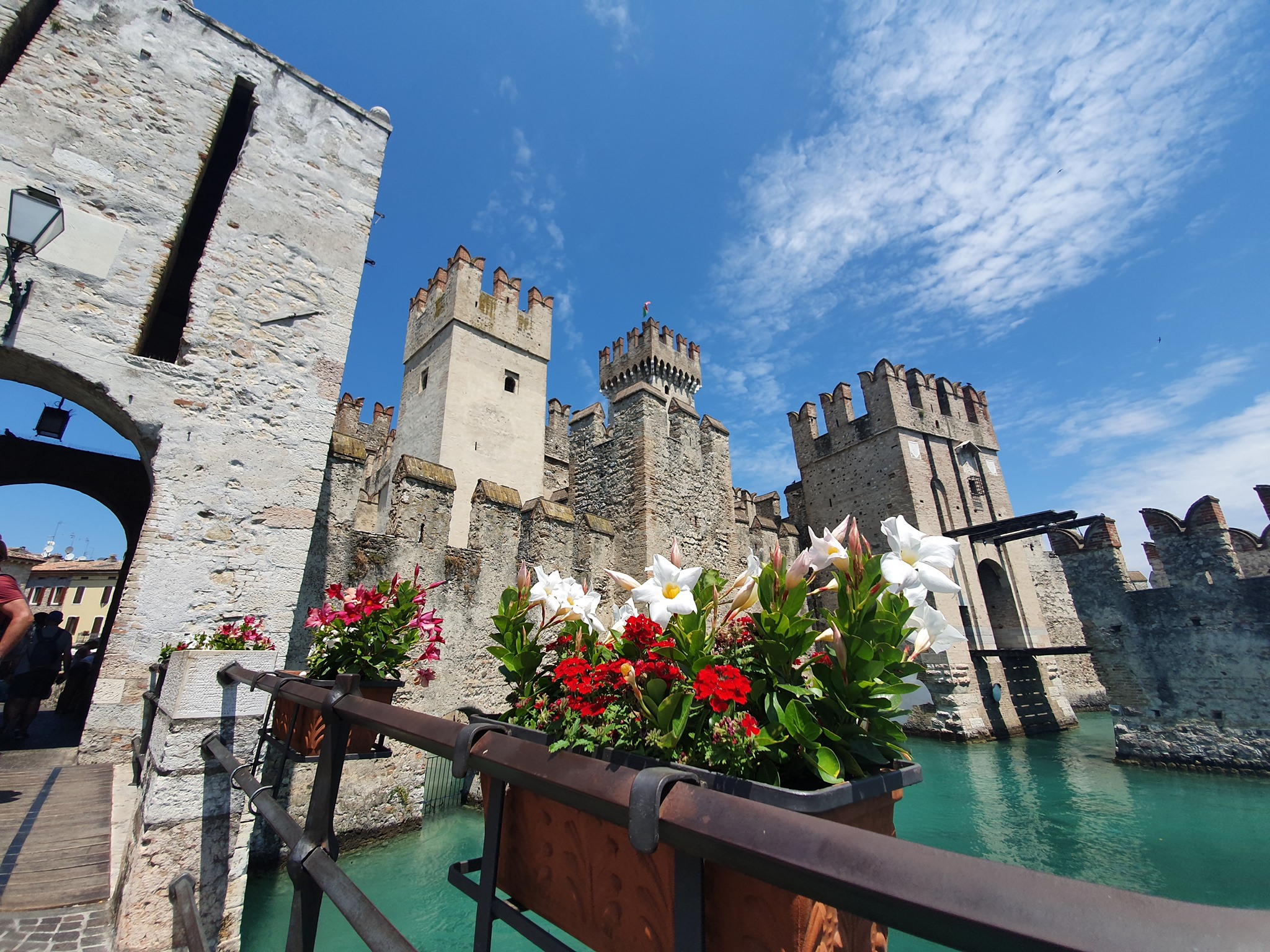 castello di sirmione storia