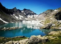 lago di pietra rossa sentiero