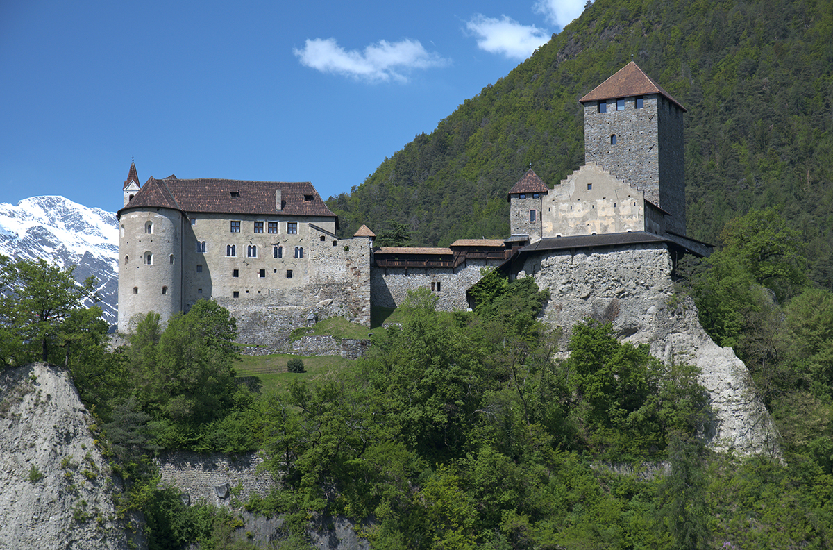 castel tirolo