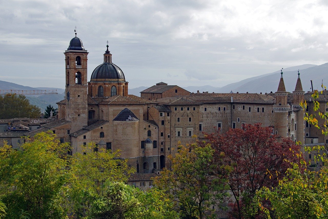 entroterra marchigiano cosa vedere