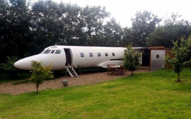 glamping galles aereo