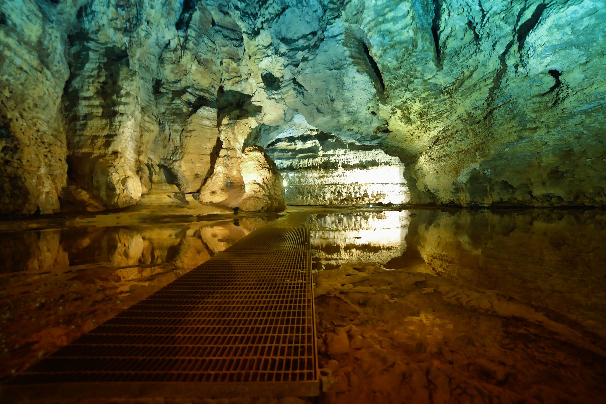 Grotta Su Marmuri