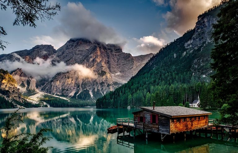 lago di braies cosa fare in inverno