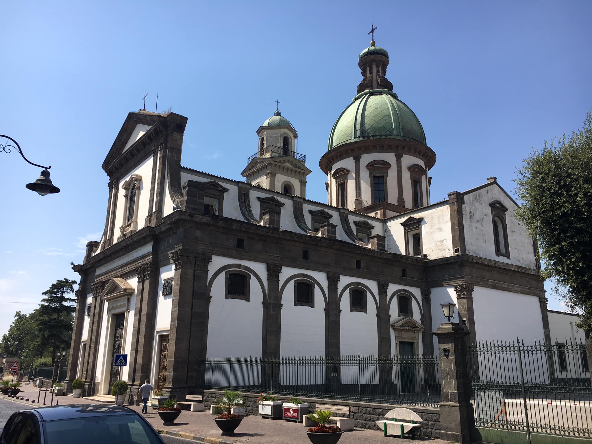 Santuario Madonna dell'Arco