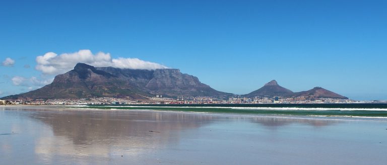 table mountain in sudafrica