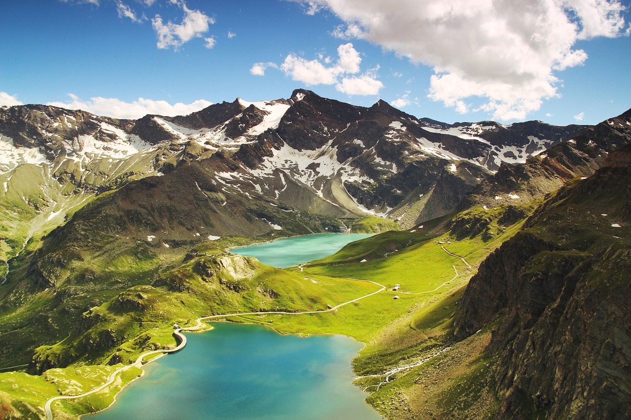 laghi misteriosi italia