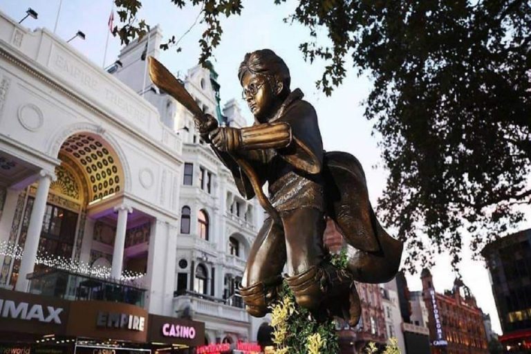londra statua harry potter
