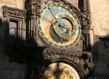 Orologio astronomico di Praga leggenda